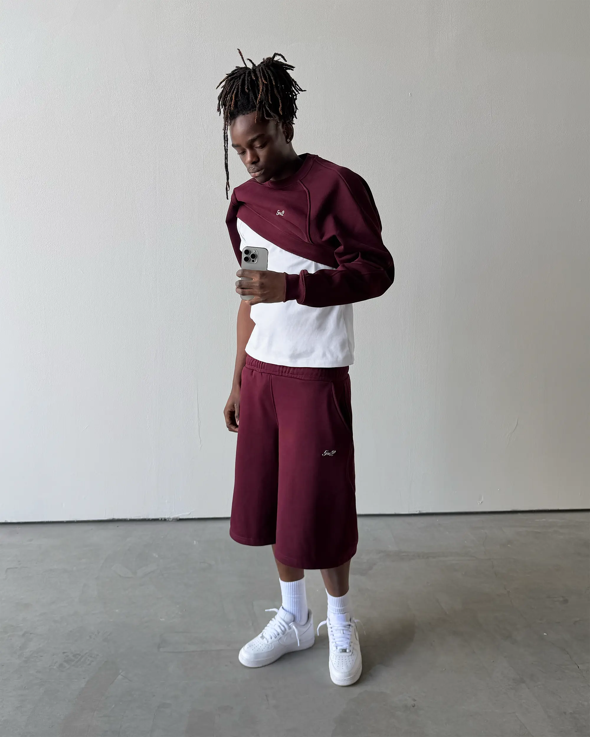 Bordeaux Sweatshorts - Image 3