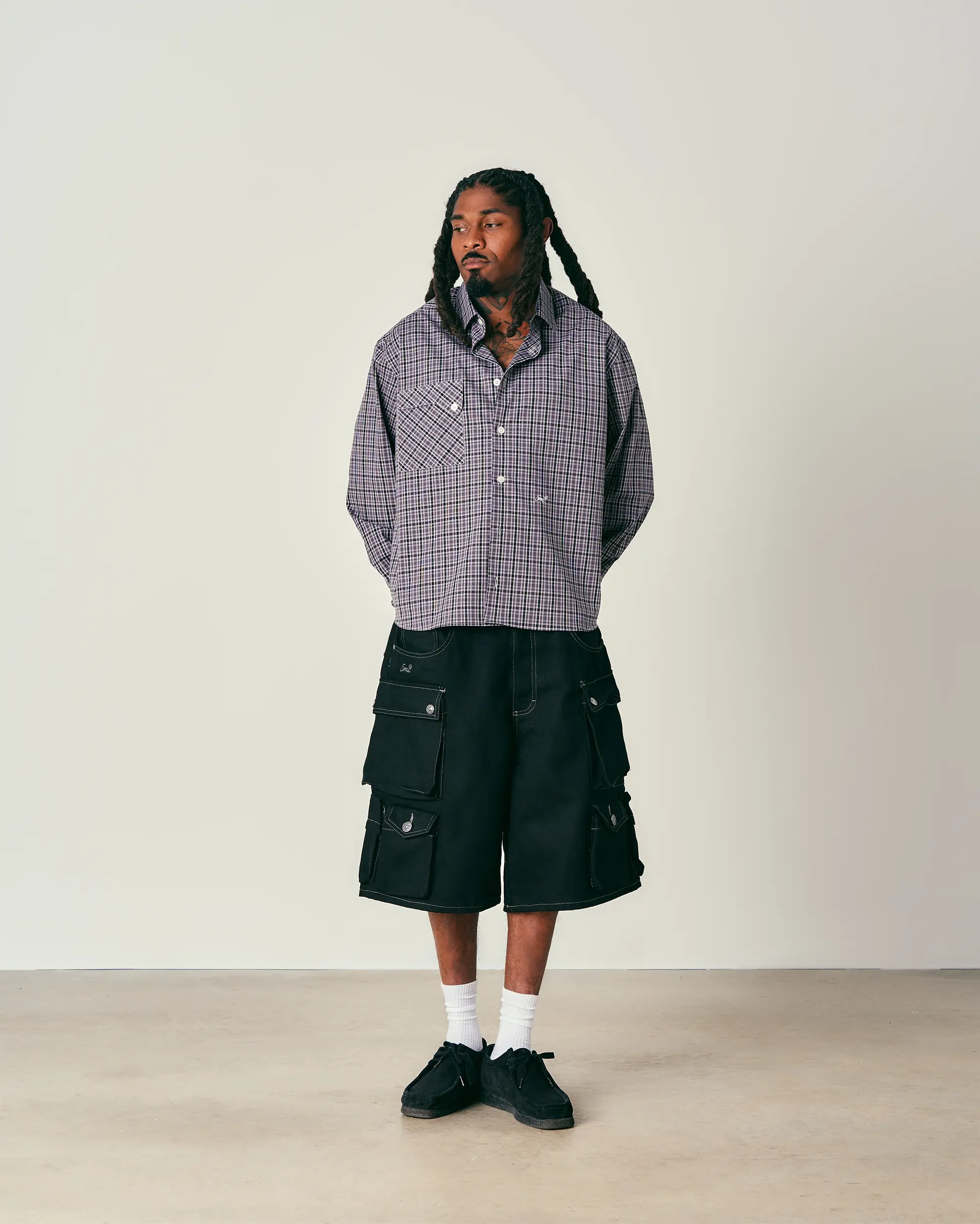 Ten pockets Cargo Shorts - Image 3